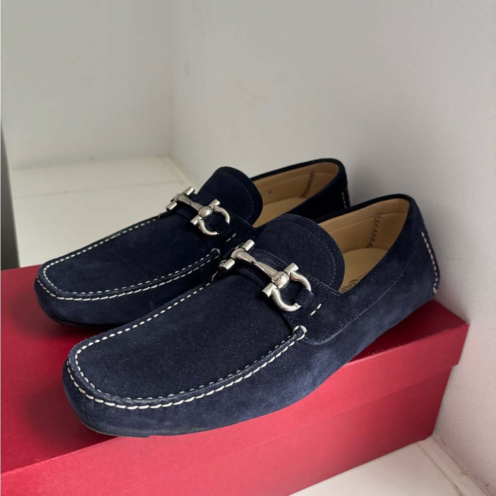 Men's Navy Suede Loafers new never worn